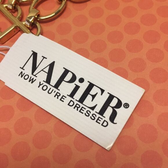 Napier Gold Chain Link Bracelet - Picture 4 of 4